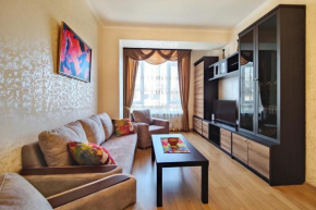 3 Bedroom Apartment in Homey Residence